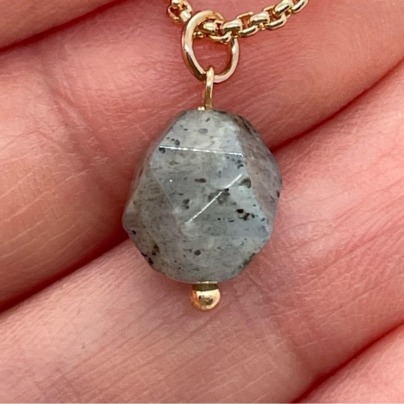 New Jolli Molli Layered Necklace Grey Stone Accent Gold Tone Chain - Picture 4 of 5